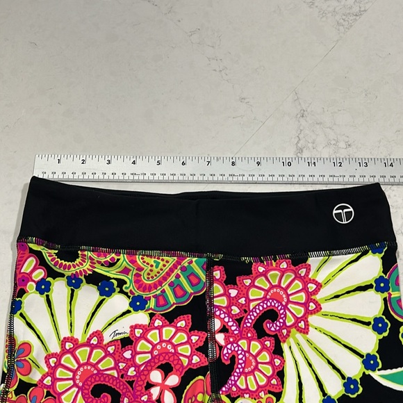 Trina Turk Recreation Capri Cropped Legging Size Med - Picture 6 of 7